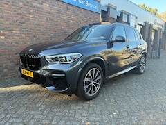 BMW X5 - XDrive45e High Executive|M-sport|Skylounge|Trekhaak|360 Camera