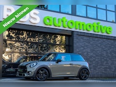 MINI 3-Deurs - 1.5 Cooper | NAP | JCW | H/K | KEYLESS | CARPLAY | CRUISE |