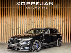 BMW 5-serie Touring - 550e xDrive 490PK M-Sport | BOWER AND WILKINS | 4 WIELBESTURING | PANO | HEAD-UP | STOELVE