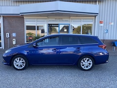 Toyota Auris - 1.8 Hybrid Dynamic