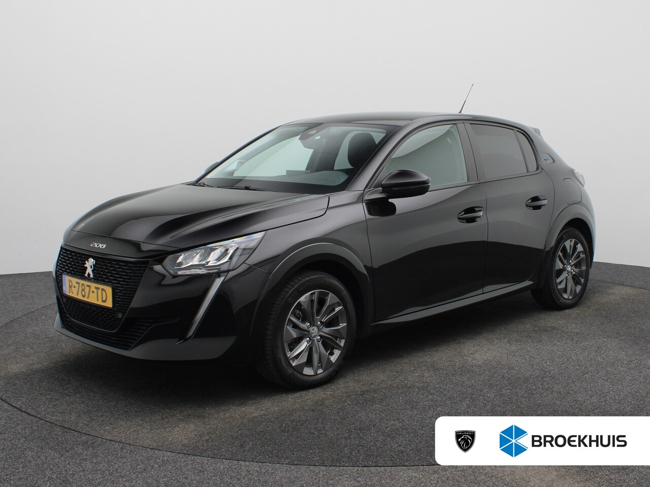 Peugeot e-208 - EV Active Pack 50 kWh 94% SOH | Carplay | Cruise Control | Stoelverwarming | Navigatie | O - AutoWereld.nl
