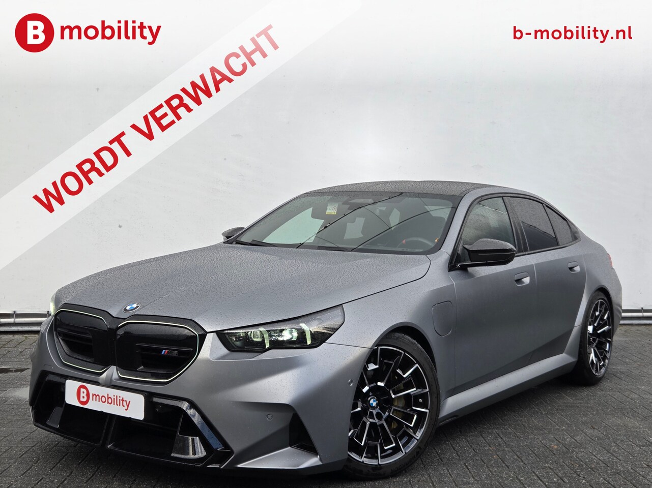 BMW M5 - 5-serie 'Frozen Grey' M-Drivers Package Origineel NL! Nw.Pr.€172.801,- Akrapovic Keramisch - AutoWereld.nl