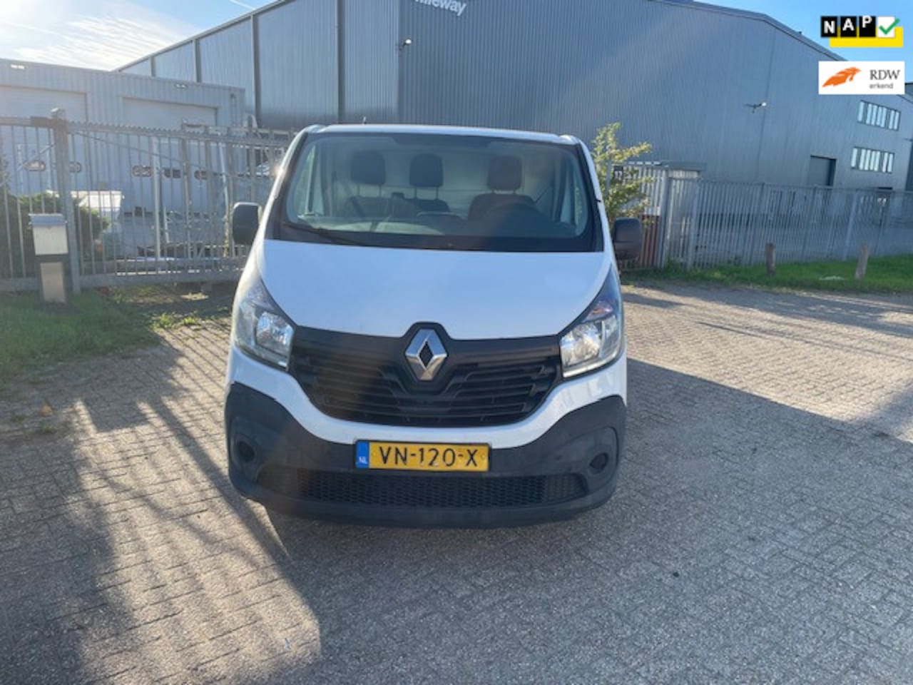 Renault Trafic - 1.6 dCi T29 L2H1 DC Turbo2 Energy 1.6 dCi T29 L2H1 DC Turbo2 Energy - AutoWereld.nl