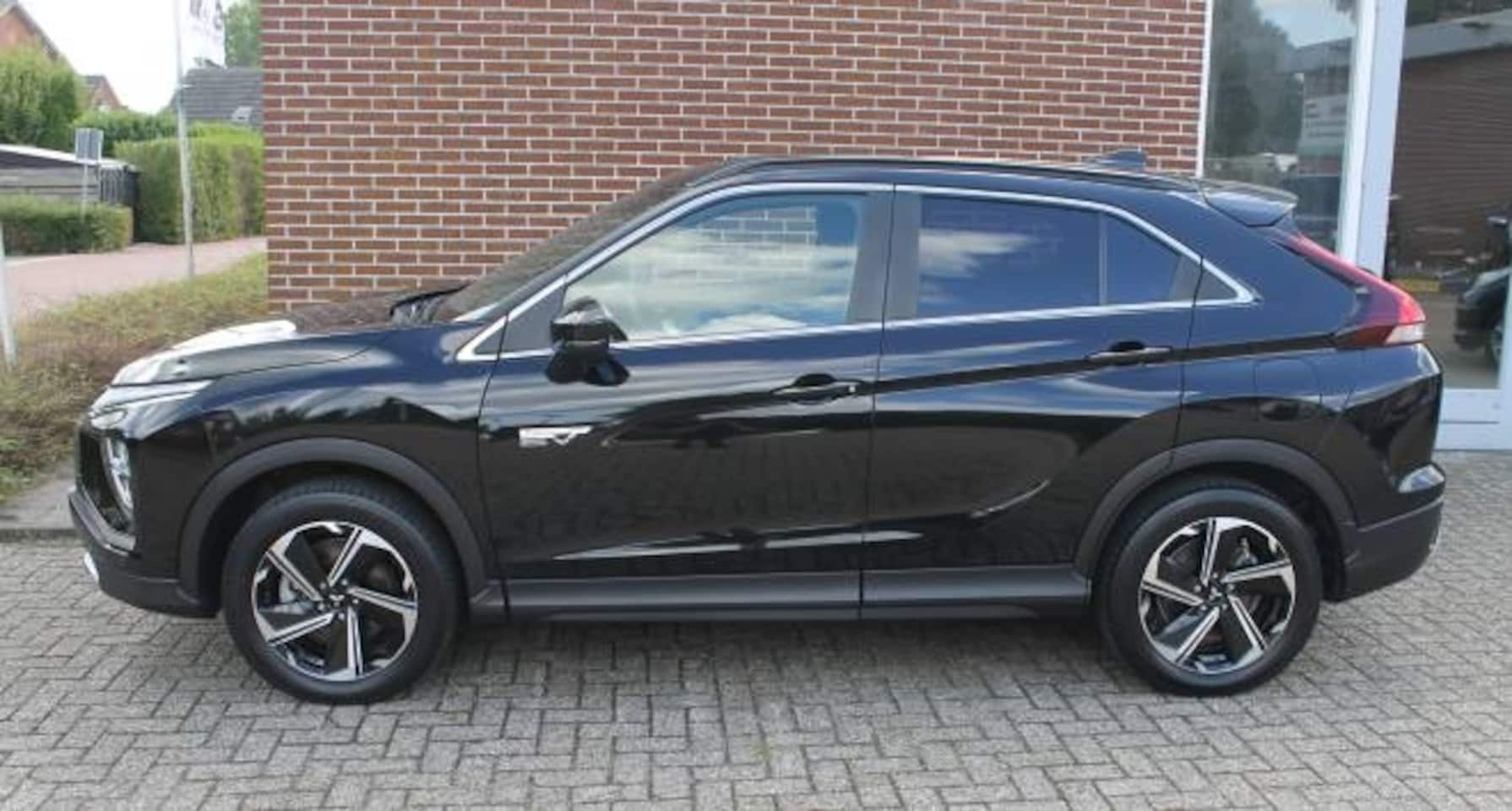 Mitsubishi Eclipse Cross - 2.4 PHEV Intense+ | RIJKLAAR | TREKHAAK