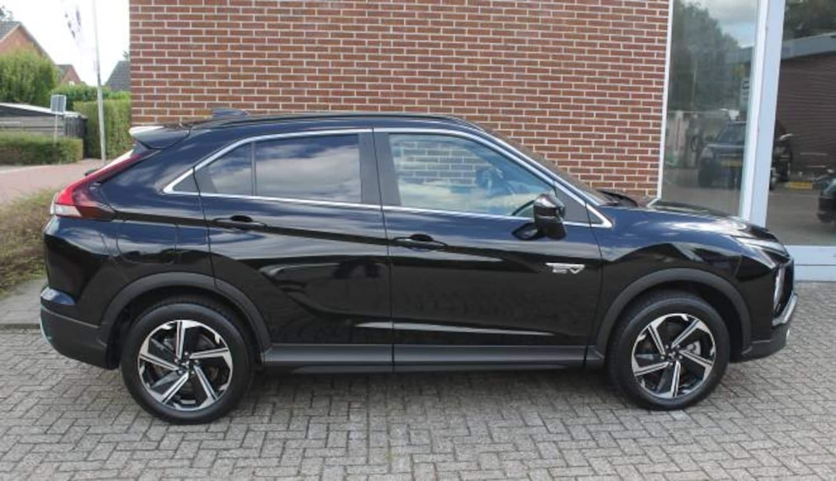 Mitsubishi Eclipse Cross - 2.4 PHEV Intense+ | RIJKLAAR | TREKHAAK