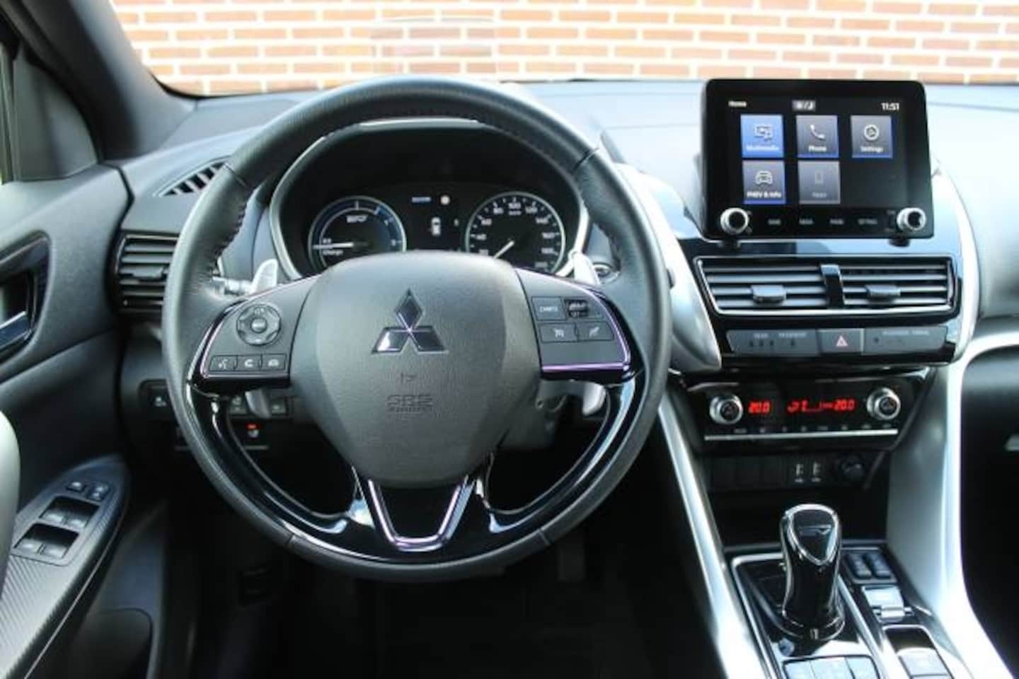Mitsubishi Eclipse Cross - 2.4 PHEV Intense+ | RIJKLAAR | TREKHAAK