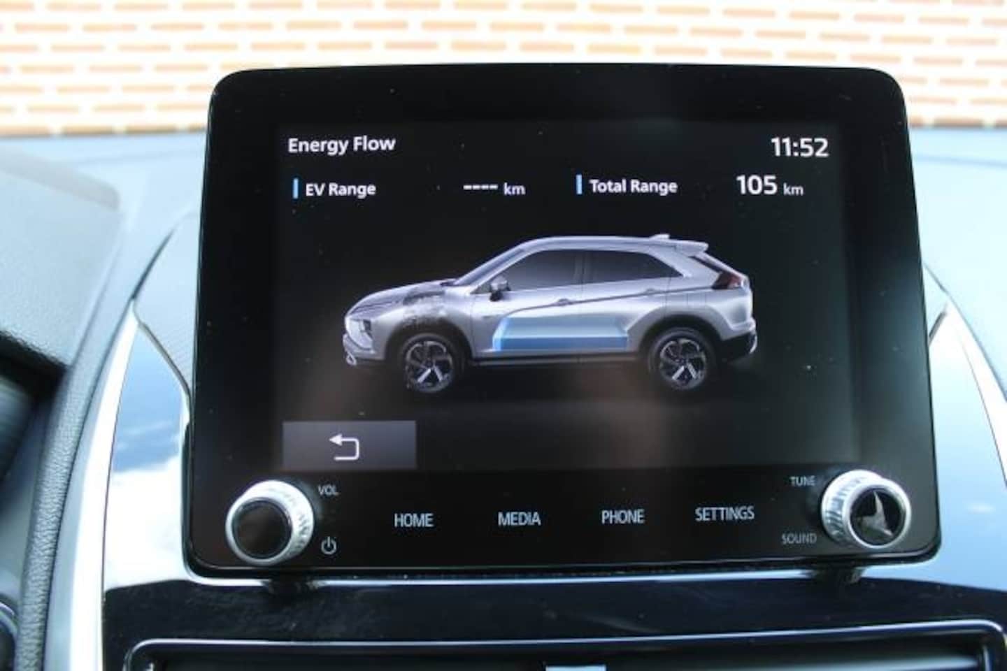 Mitsubishi Eclipse Cross - 2.4 PHEV Intense+ | RIJKLAAR | TREKHAAK