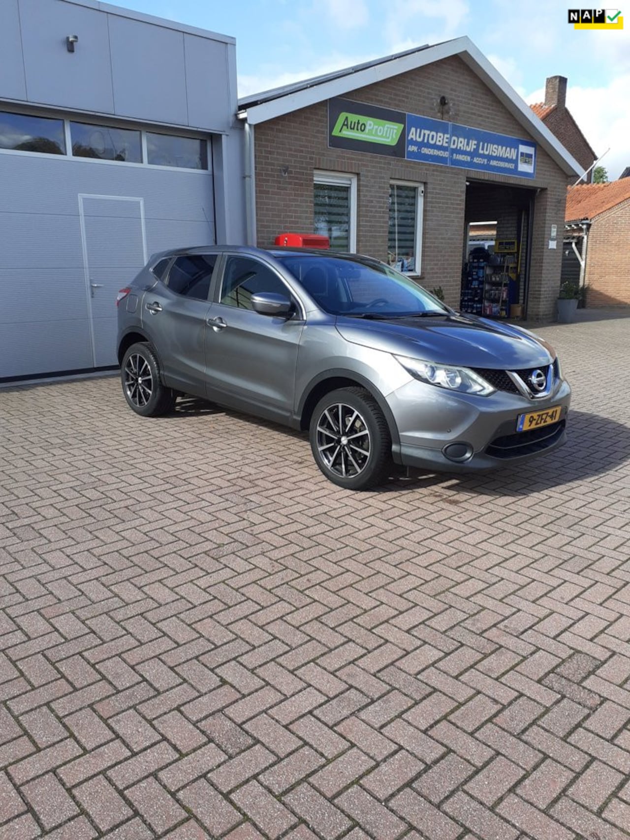 Nissan Qashqai - 1.2 Visia 1.2 Visia - AutoWereld.nl