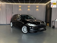BMW 1-serie - 118i Executive Edition |Digtale Dash|Automaat|Apple Carplay|Keyless|Camera