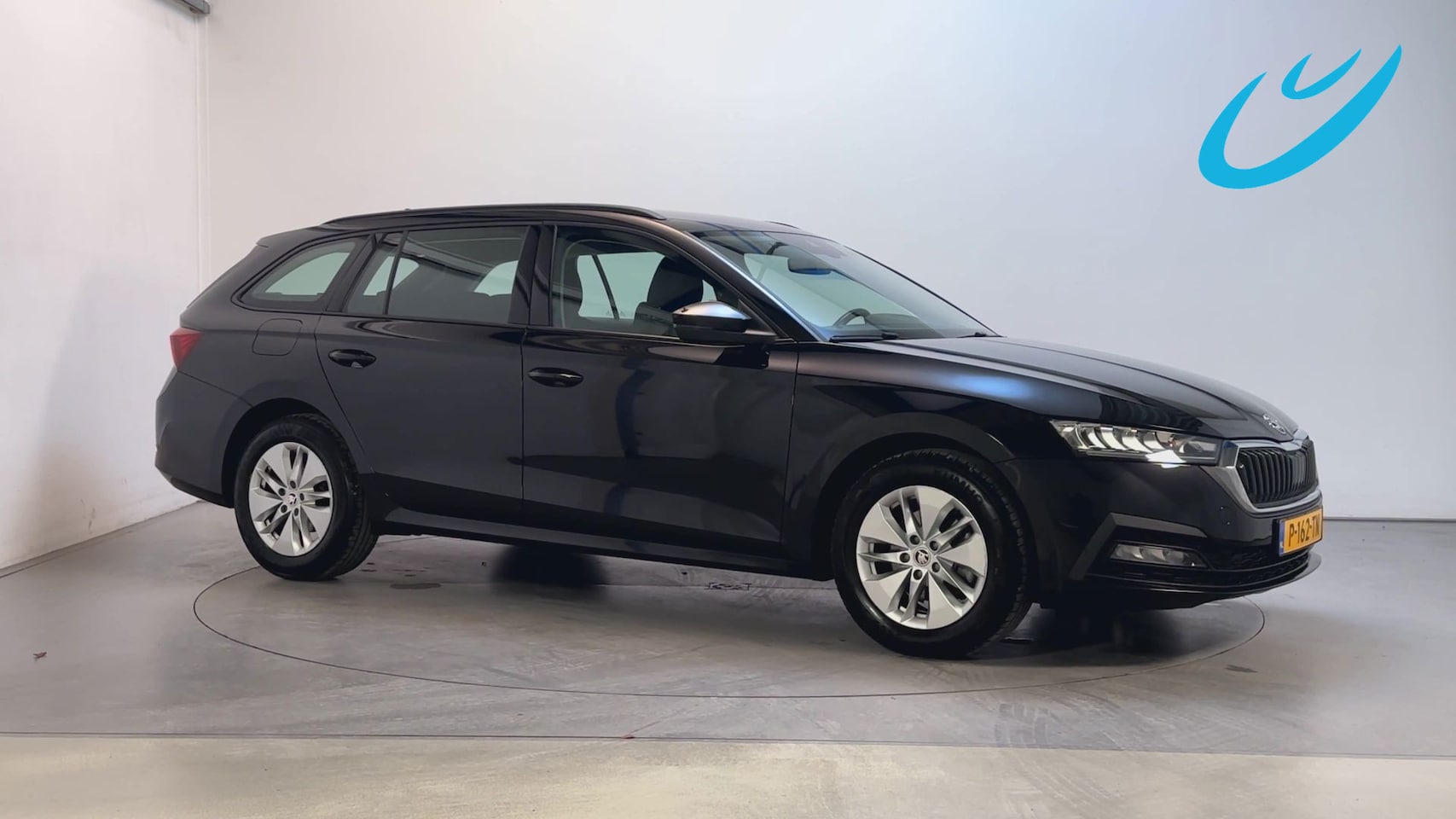Skoda Octavia Combi - 1.0 TSI 110pk Business Edition Navigatie Parkeersensoren App-Connect DAB+ - AutoWereld.nl