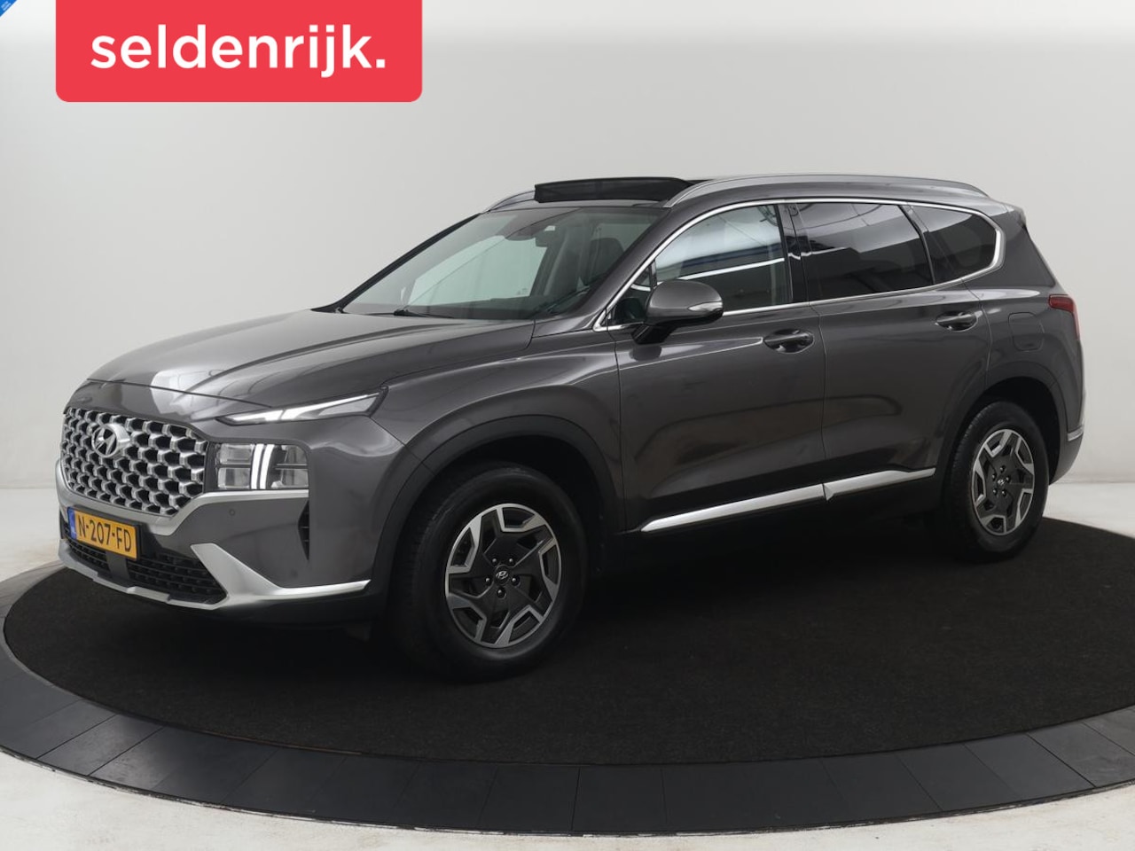 Hyundai Santa Fe - 1.6 T-GDI HEV Comfort Smart Sky 7p. 1.6 T-GDI HEV Comfort Smart Sky 7p. - AutoWereld.nl