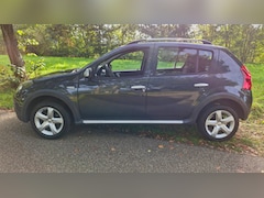 Dacia Sandero Stepway - 1.6 84PK | Airco | Elektrisch pakket | Airco | LMV | NAP