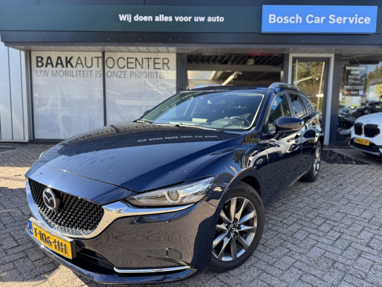 Mazda 6 Sportbreak - 2.0 S.A.-G Centre Line | ACC | Navigatie | Trekhaak - AutoWereld.nl