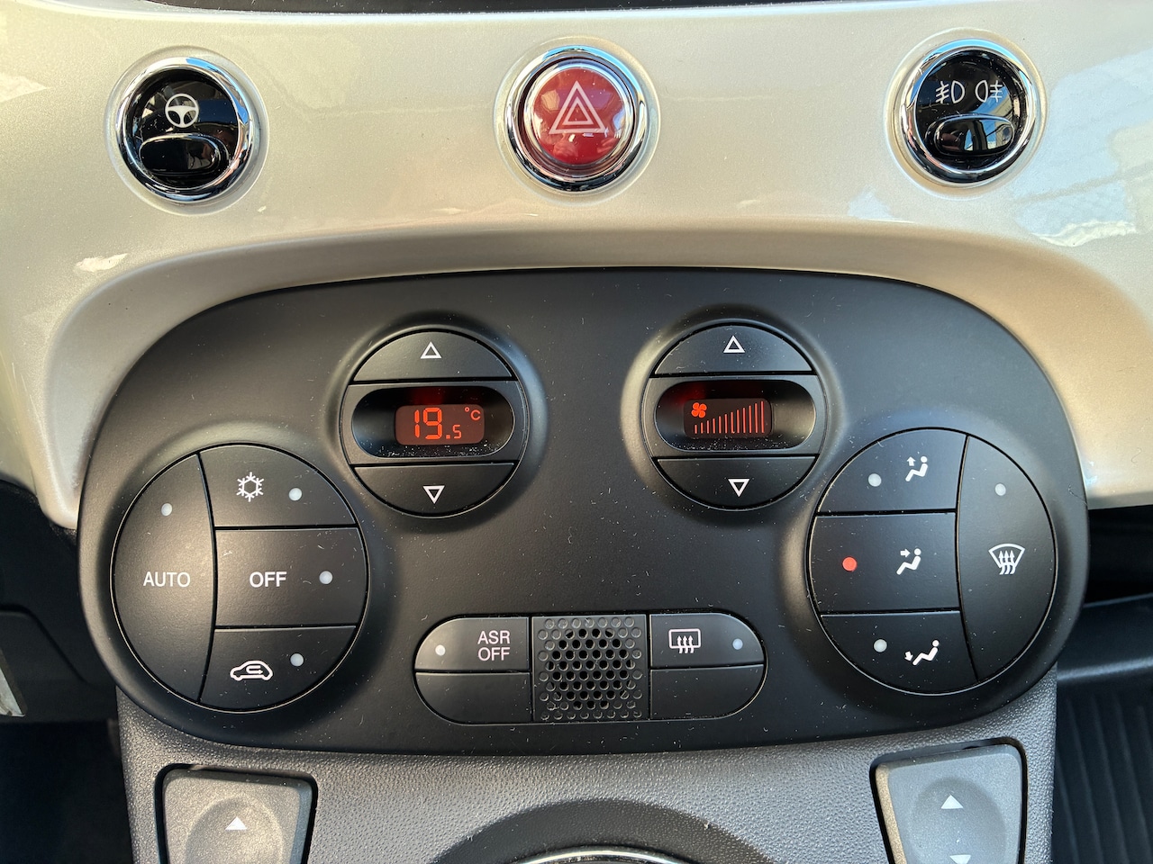 Fiat 500 - 1.2 Lounge Automaat, Nieuwe Distributie/Banden/Remmen
