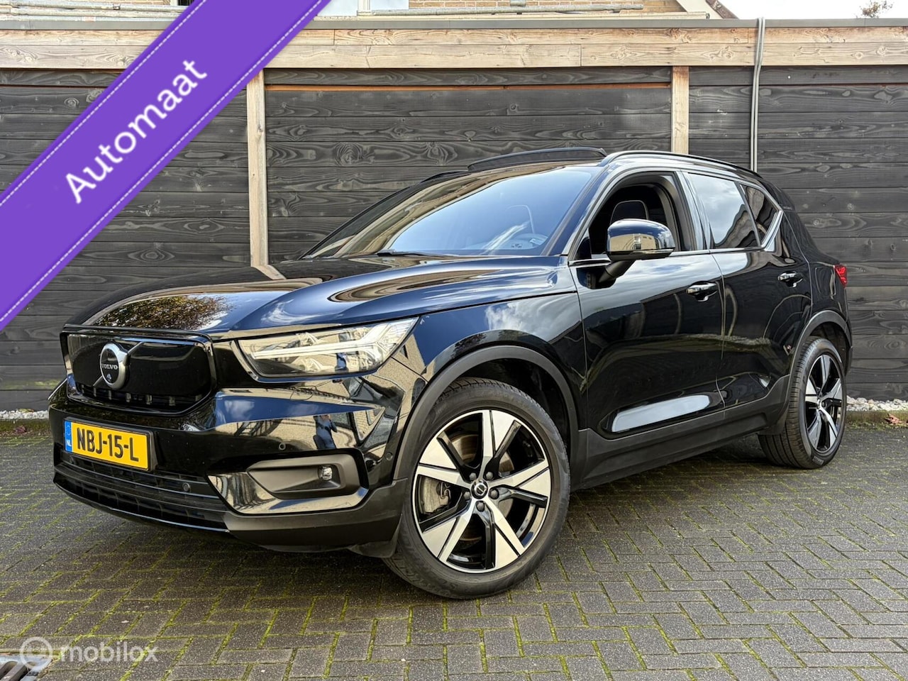 Volvo XC40 - Recharge P8 AWD Open Dak / Leder/alcantara / 63.688 KM!!! - AutoWereld.nl