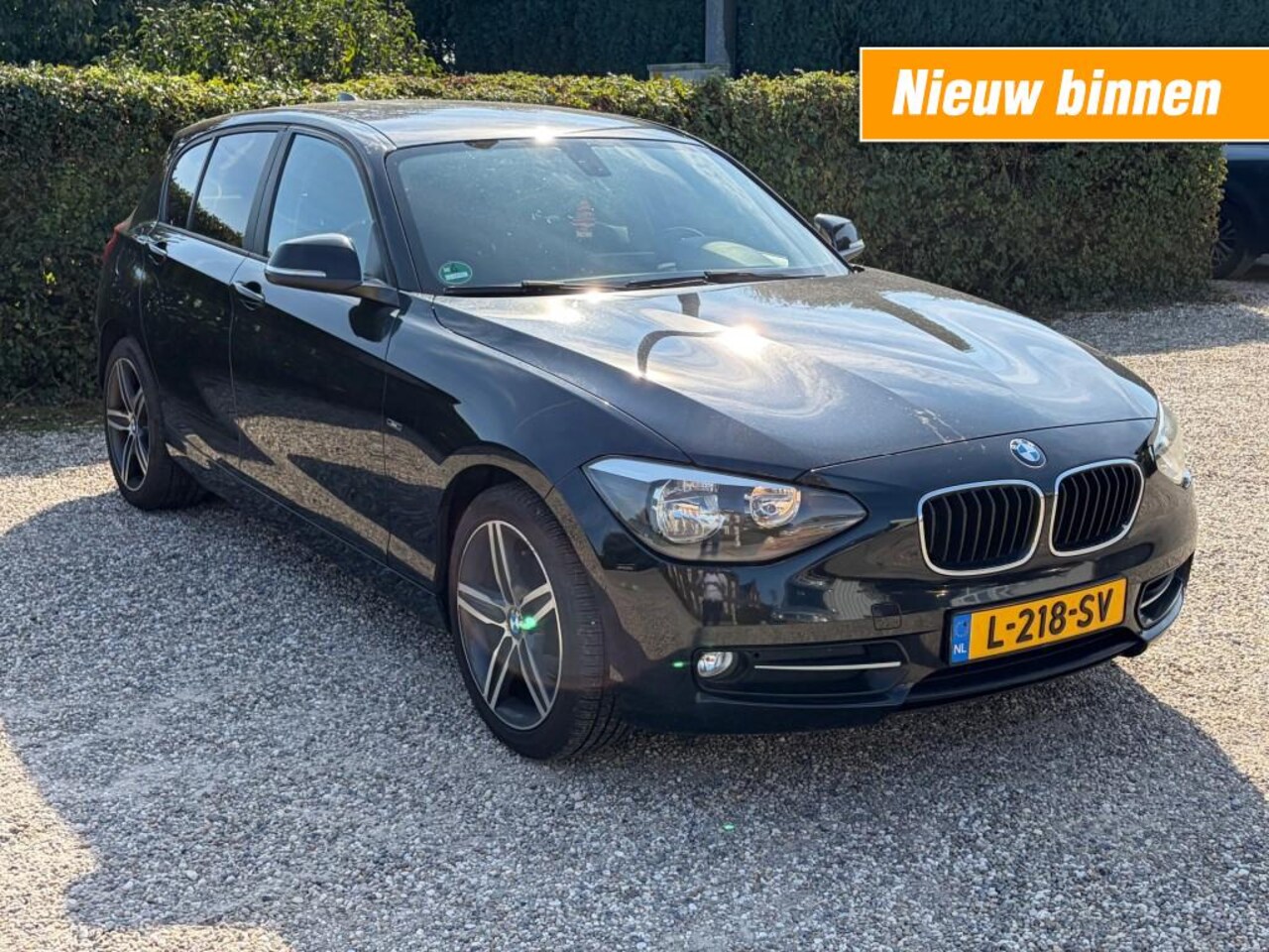 BMW 1-serie - 116i Sport Line Airco PDC Stoelverwarming - AutoWereld.nl