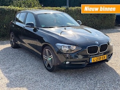 BMW 1-serie - 116i Sport Line Airco PDC Stoelverwarming