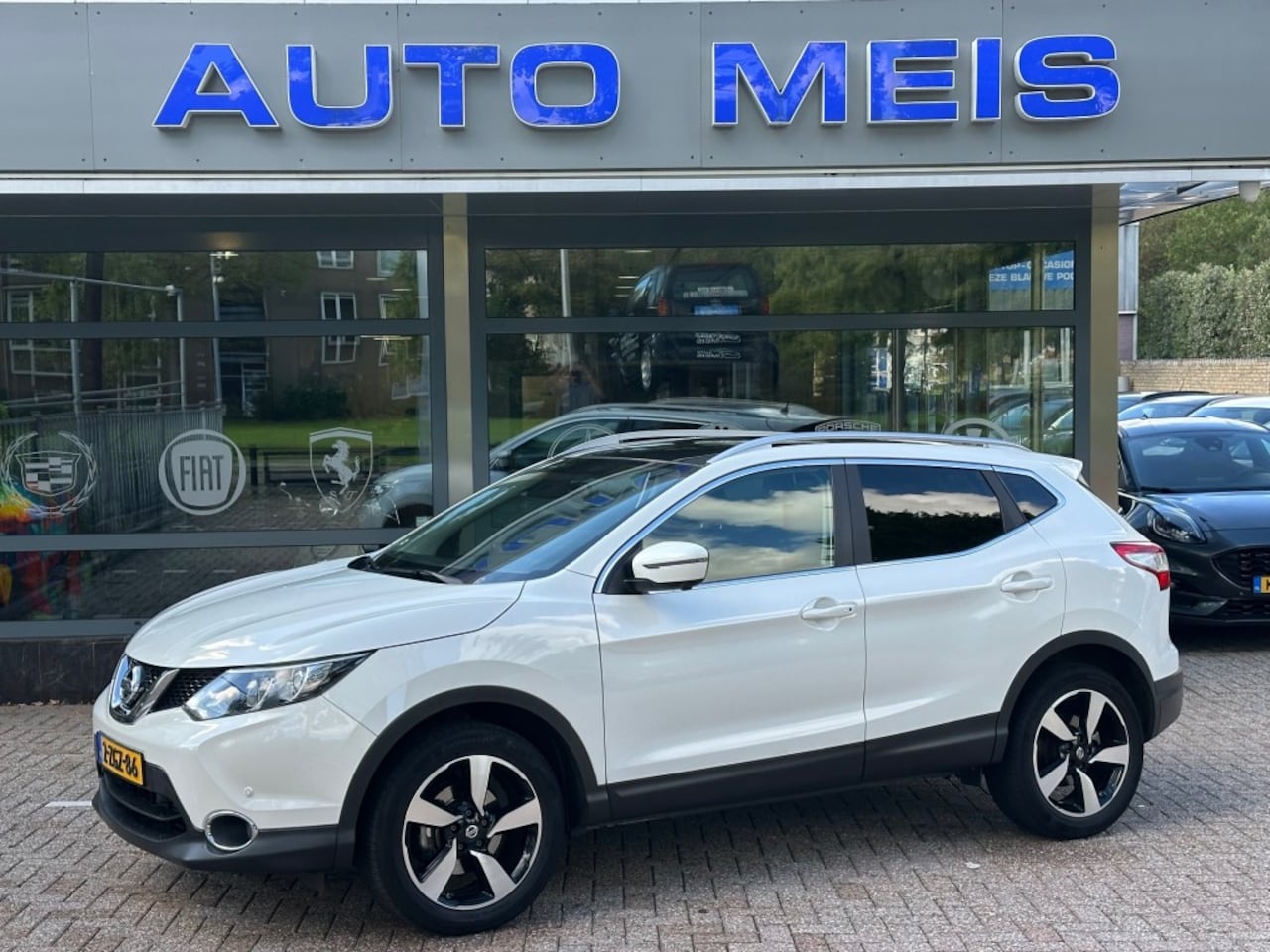 Nissan Qashqai - 1.2 Connect Edition Automaat Navi Camera Telefoon Cruise NAP-Autopas - AutoWereld.nl