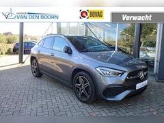 Mercedes-Benz GLA-Klasse - A250e AMG-Line, All Season Banden, Trekhaak, Dode Hoek Monitor, etc