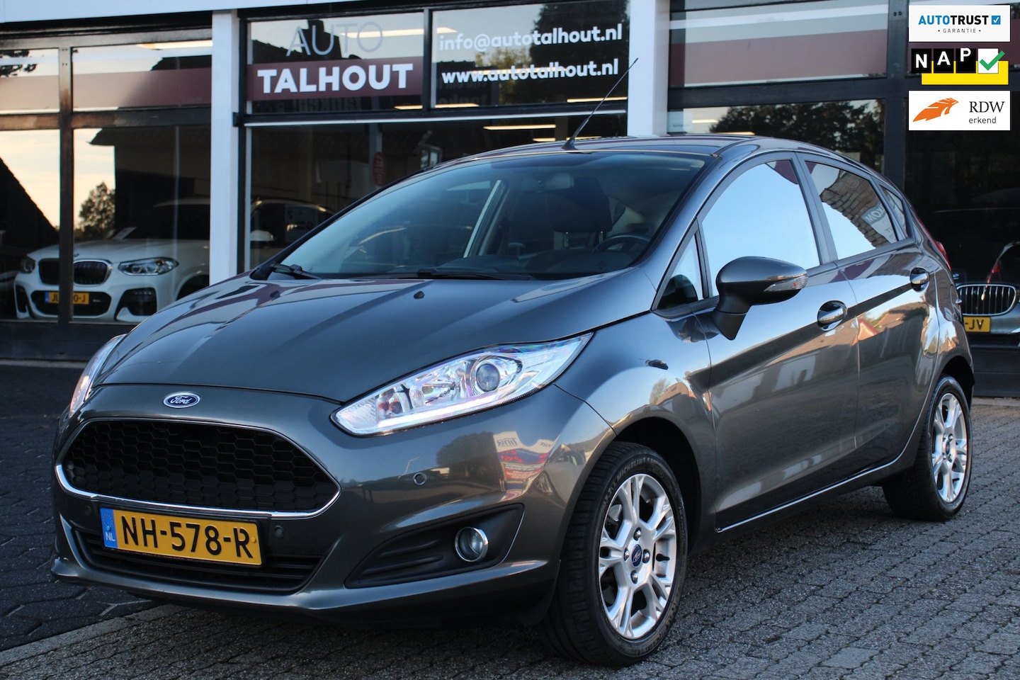 Ford Fiesta - 1.0 Style Ultimate / 5 DEURS, NAVIGATIE, CRUISE CONTROL, BLUETOOTH - AutoWereld.nl