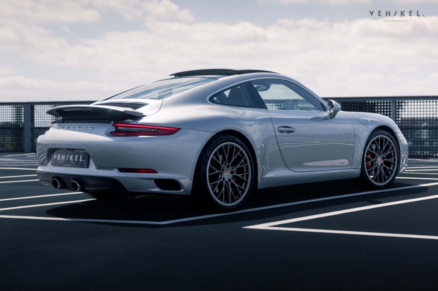 Porsche 911 - 991.2  3.0 CARRERA S - 1e lak - NL auto - zeer royaal uitgerust - AutoWereld.nl