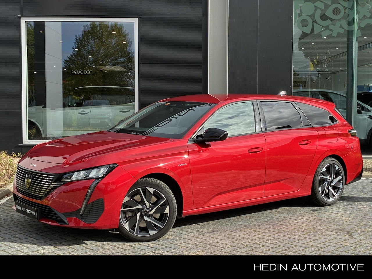 Peugeot 308 SW - 1.6 HYbrid 180 Allure Pack Business | Mirror screen | Trekhaak | Plug in hybride | - AutoWereld.nl