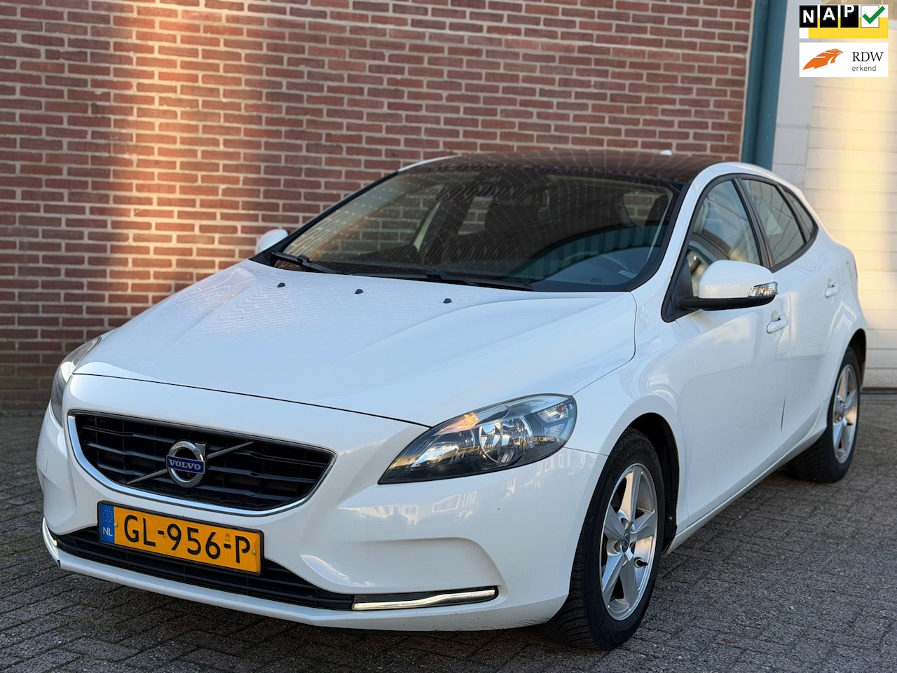 Volvo V40 - 2.0 D2 Business | Nap | Netjes | Glazendak - AutoWereld.nl