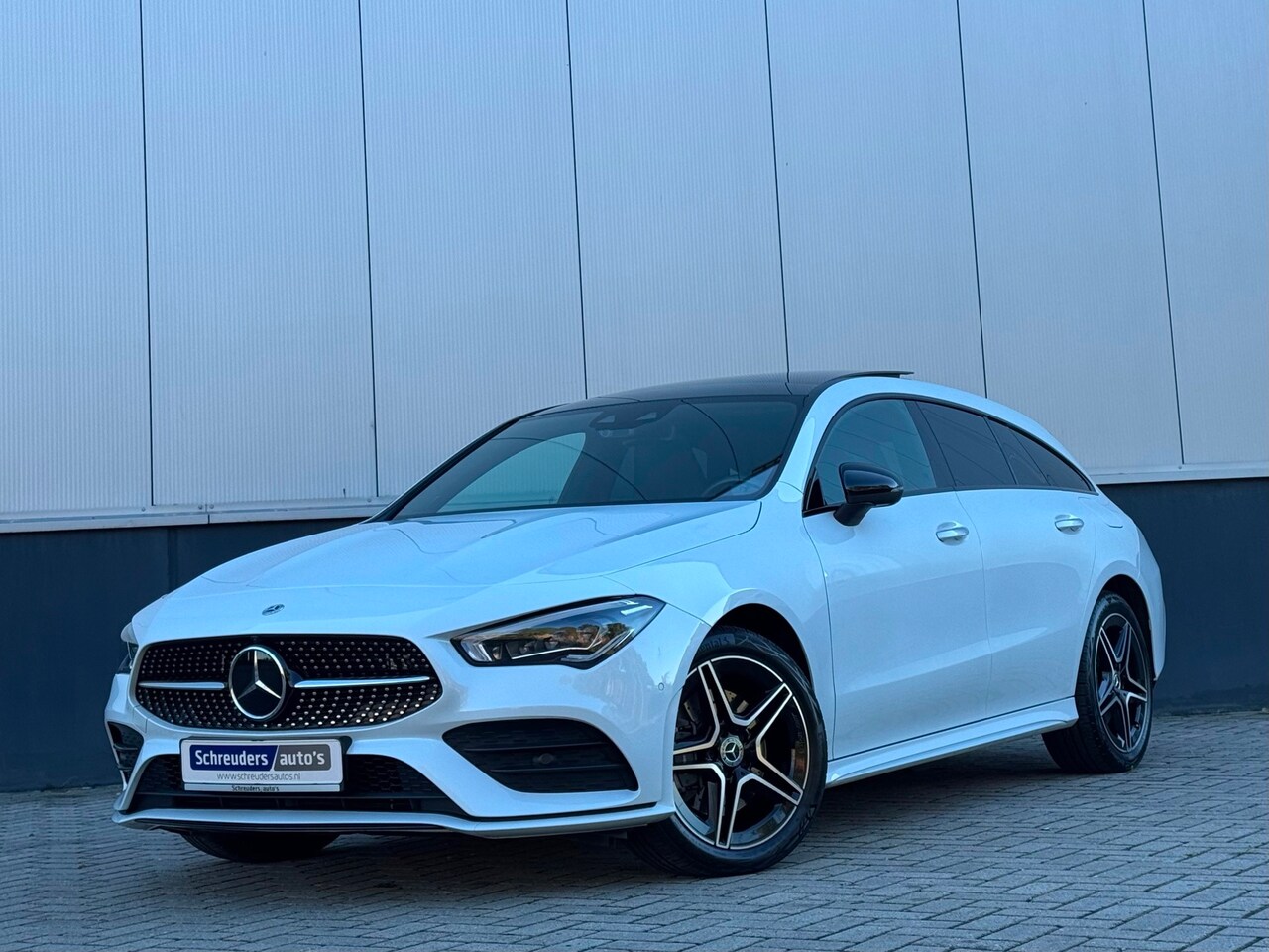 Mercedes-Benz CLA-klasse Shooting Brake - 250 e AMG Night Ed. Vol Leder Pano 360 HUD Sfeer - AutoWereld.nl