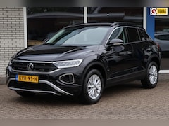 Volkswagen T-Roc - 1.0 TSI Life Achteruitrijcamera Stoel-/stuurverwarming App-connect Navigatie