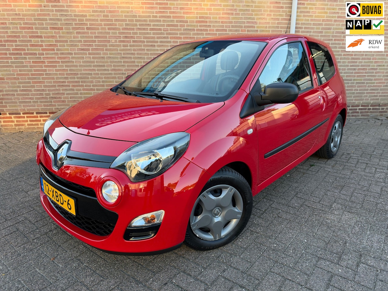 Renault Twingo - 1.2-16V Authentique 1.2 16V Authentique - AutoWereld.nl