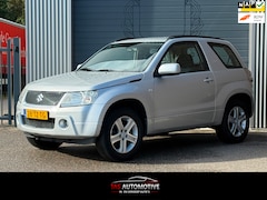 Suzuki Grand Vitara - 1.6-16V Exclusive 4x4 AIRCO / CLIMA