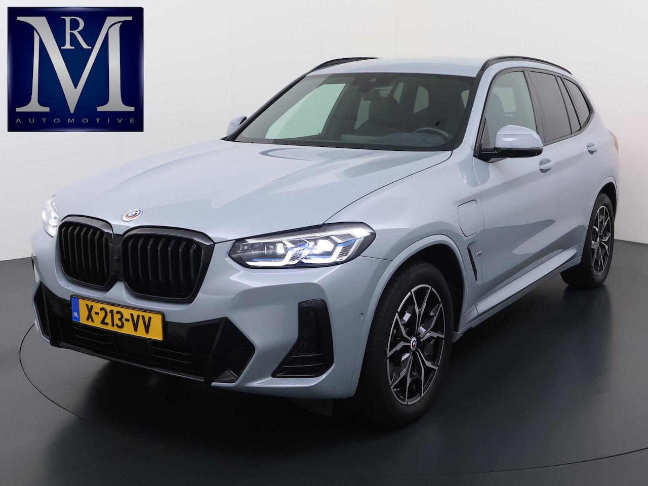 BMW X3 - xDrive30e High Executive M SPORT | ELEKTRISCHE TREKHAAK| DEALER ONDERHOUDEN | 360 CAMERA | - AutoWereld.nl