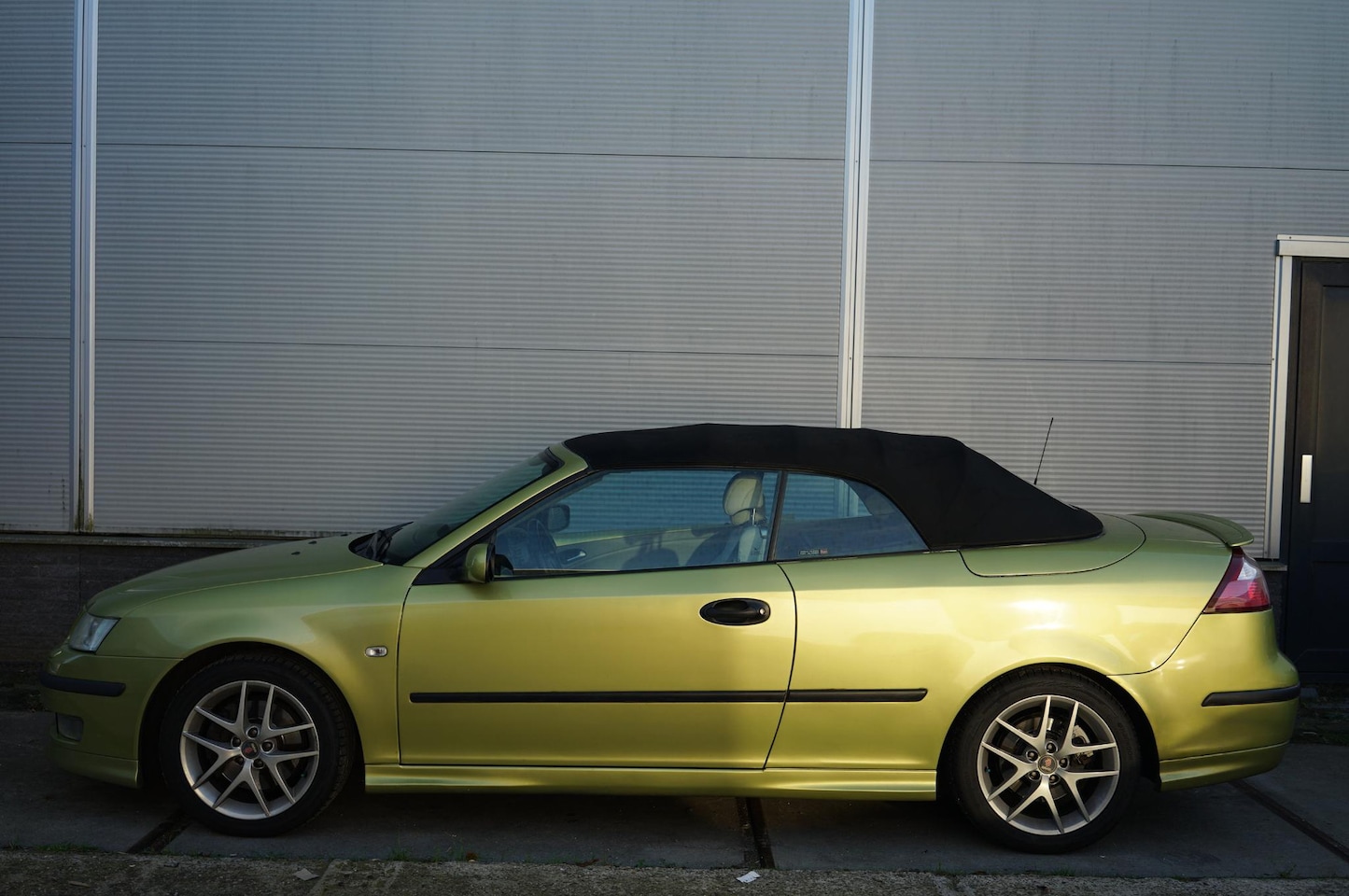 Saab 9-3 Cabrio - 2.0T Aero 183dkm-Lime yellow - AutoWereld.nl