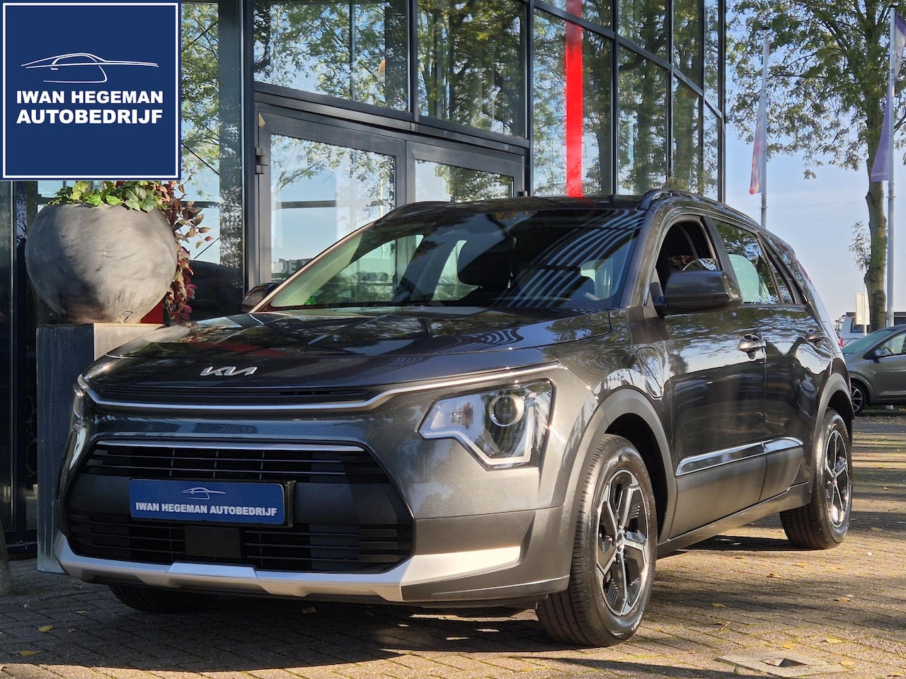 Kia Niro - 1.6 GDi PHEV DynamicLine | PDC + Camera |Climate control | Stoel/ Stuurverwarming | Apple - AutoWereld.nl