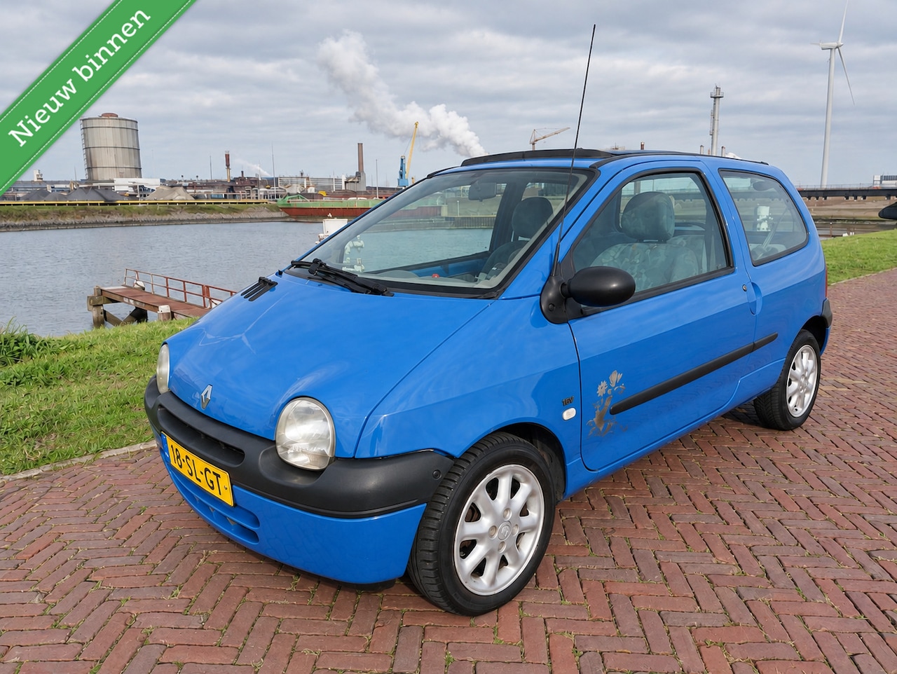 Renault Twingo - 1.2-16V Paris AIRCO|SCHUIFDAK|STUUR.BEKR - AutoWereld.nl