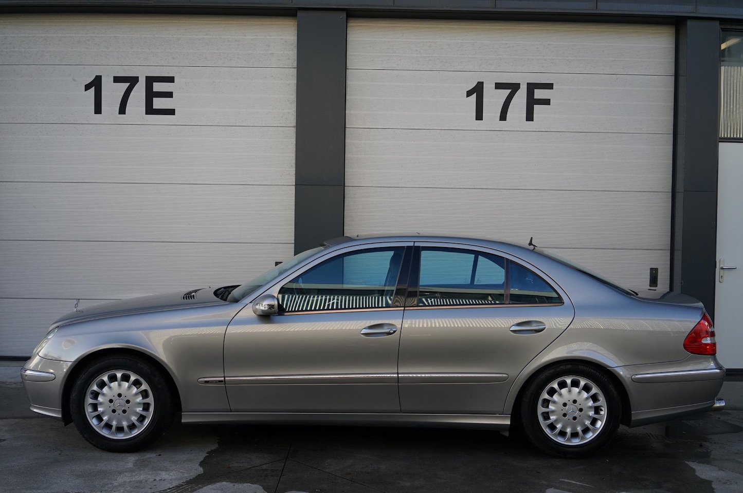 Mercedes-Benz E-klasse - E350 Avantgarde goed rijdend -nette staat! - AutoWereld.nl