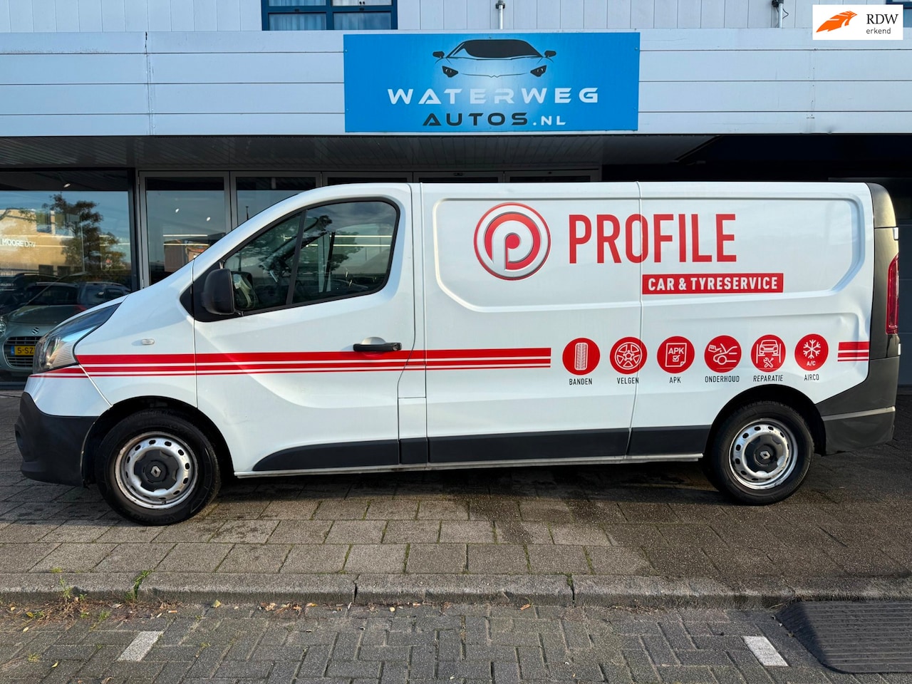Renault Trafic - 1.6 dCi T29 L2H1 Comfort Airco/Navi/CC/PDC - AutoWereld.nl