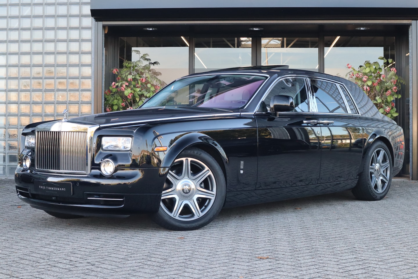 Rolls-Royce Phantom - 6.7 V12 | Two tone, Sterrenhemel + schuifdak, Coachline, Gordijnen, Entertainment, Exicon - AutoWereld.nl