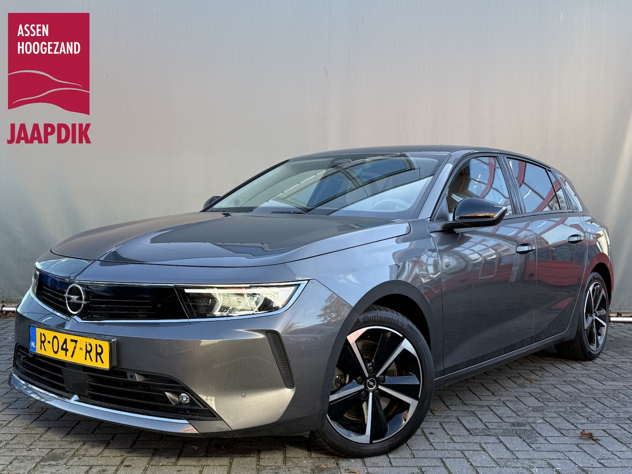 Opel Astra - BWJ 2022 1.6 Hybrid 181 PK Business Edition AUTOMAAT | NIEUW BINNEN ! - AutoWereld.nl