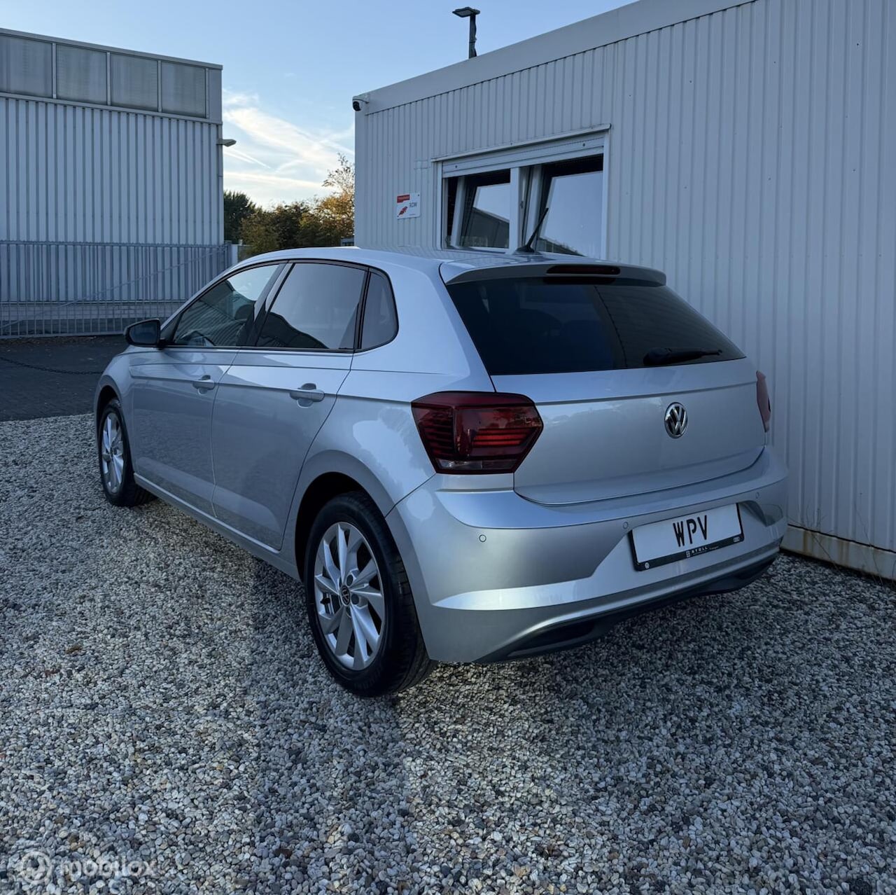 Volkswagen Polo - 1.0 MPI Highline Clima Parkeersensor Stoelve - AutoWereld.nl