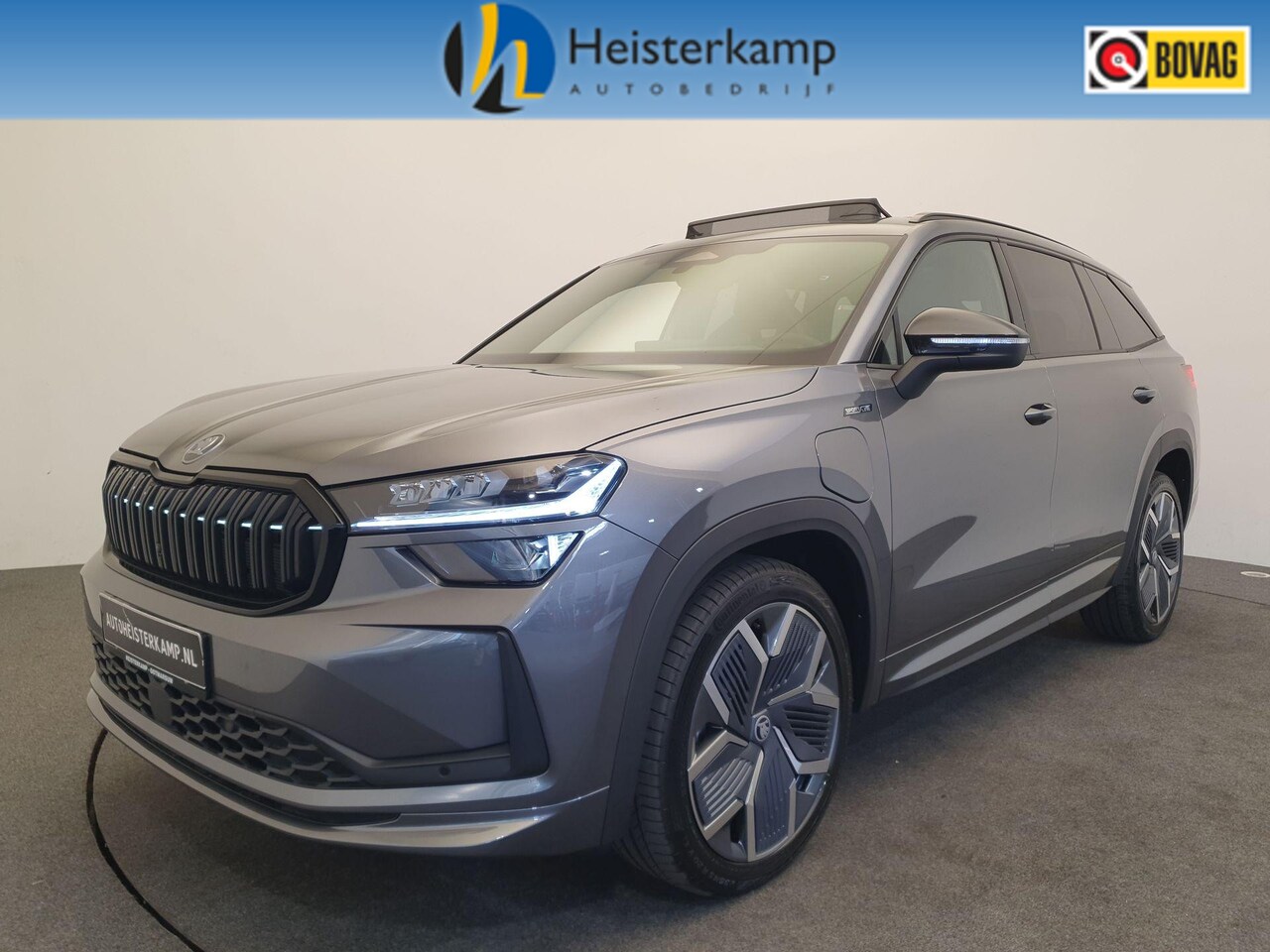 Skoda Kodiaq - 1.5 TSI PHEV DSG/AUT 204pk Sportline Business Wegklapbare Trekhaak, Panoramadak, Winterpak - AutoWereld.nl