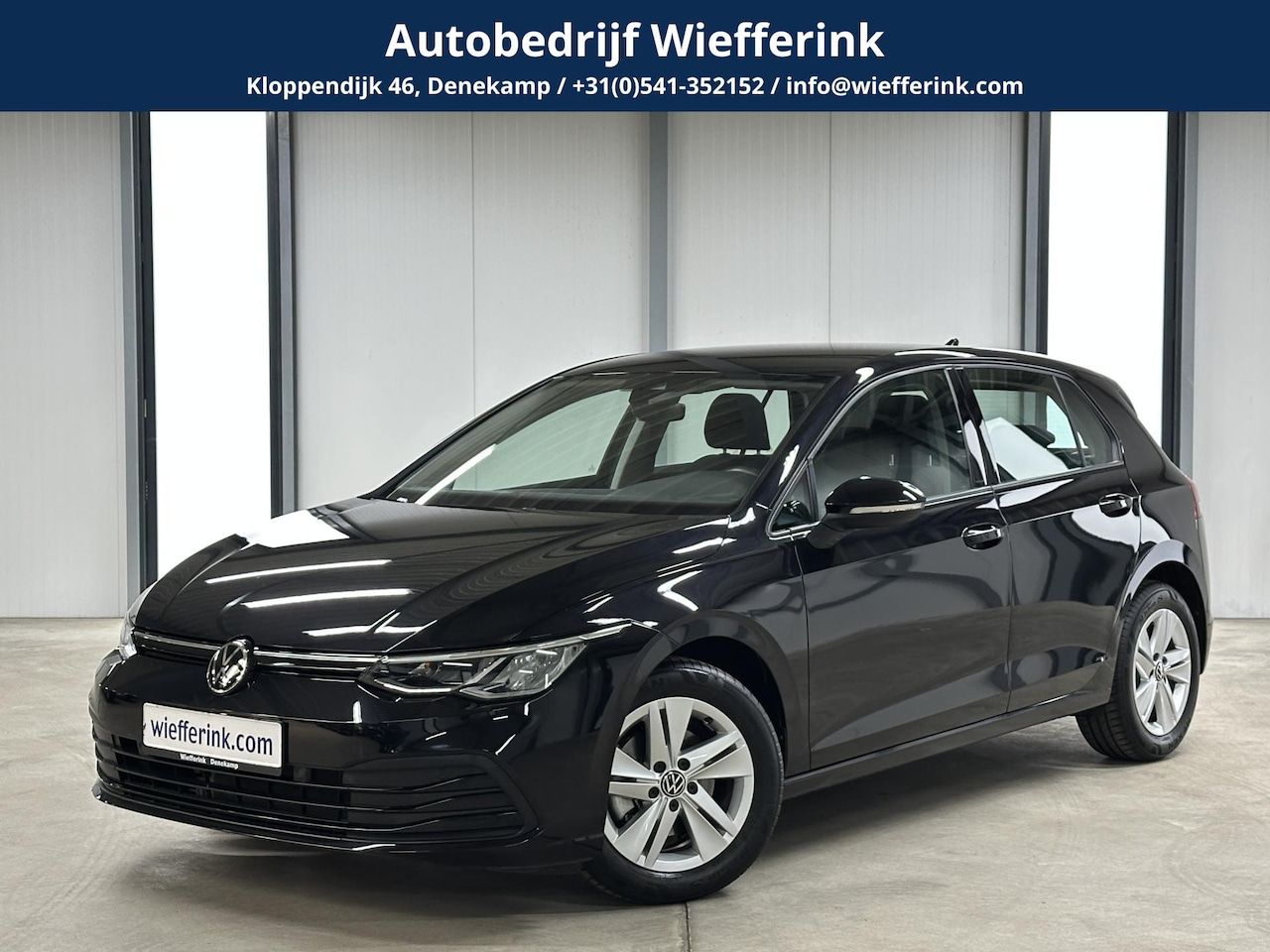 Volkswagen Golf - 1.0 TSI Life Trekhaak | Winterpakket | ACC | Carplay - AutoWereld.nl