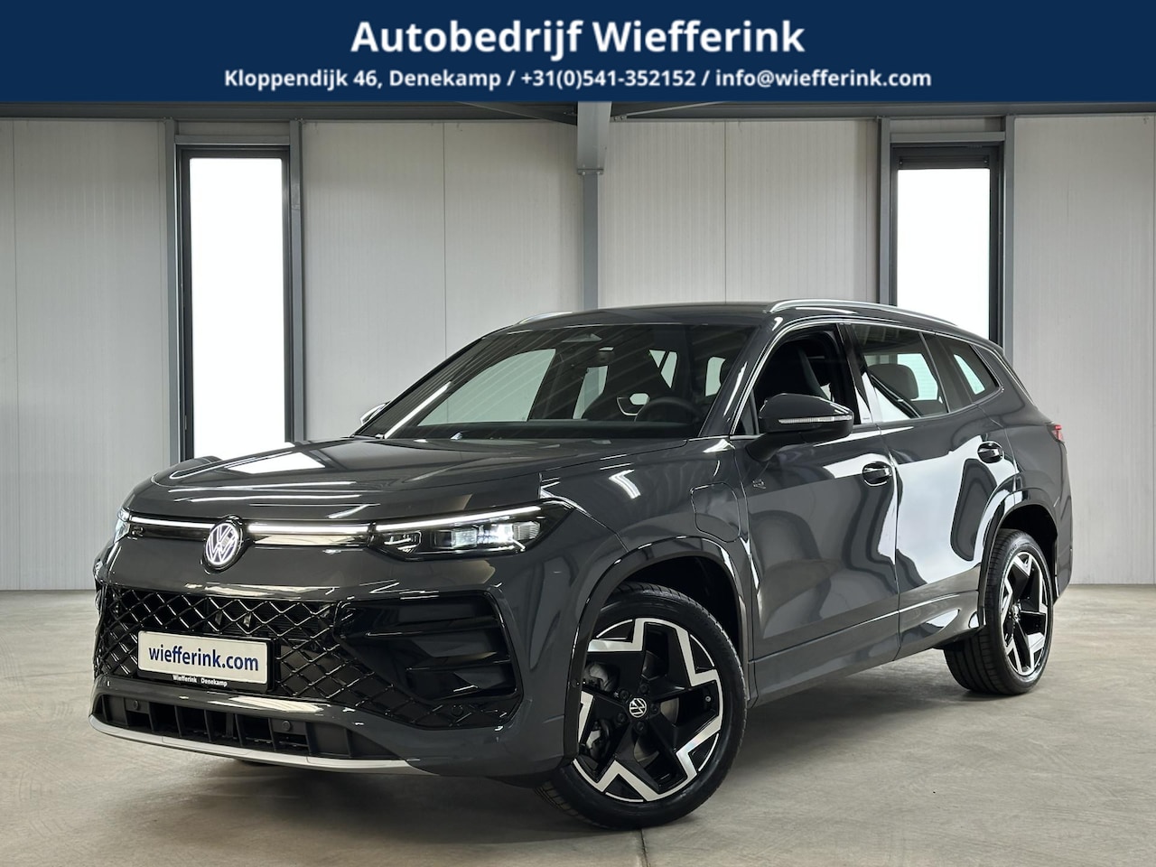 Volkswagen Tayron - 1.5 eHybrid R-Line | Trekhaak-pakket | Navigatie-pakket | Stoel- & stuurverwarming - AutoWereld.nl