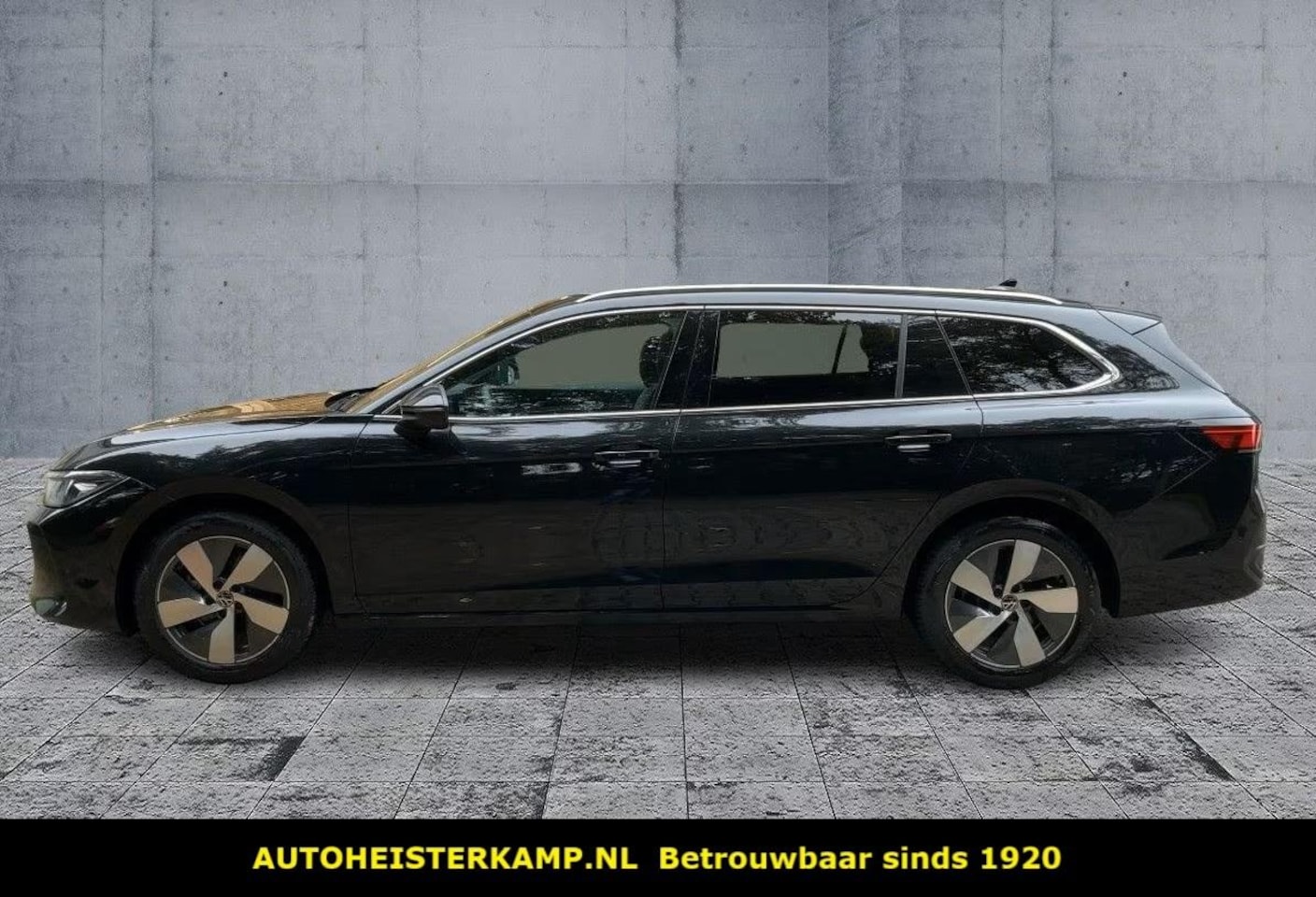 Volkswagen Passat Variant - 2.0 TDI 150 PK DSG ACC Trekhaak Massage LED 360 Camera - AutoWereld.nl