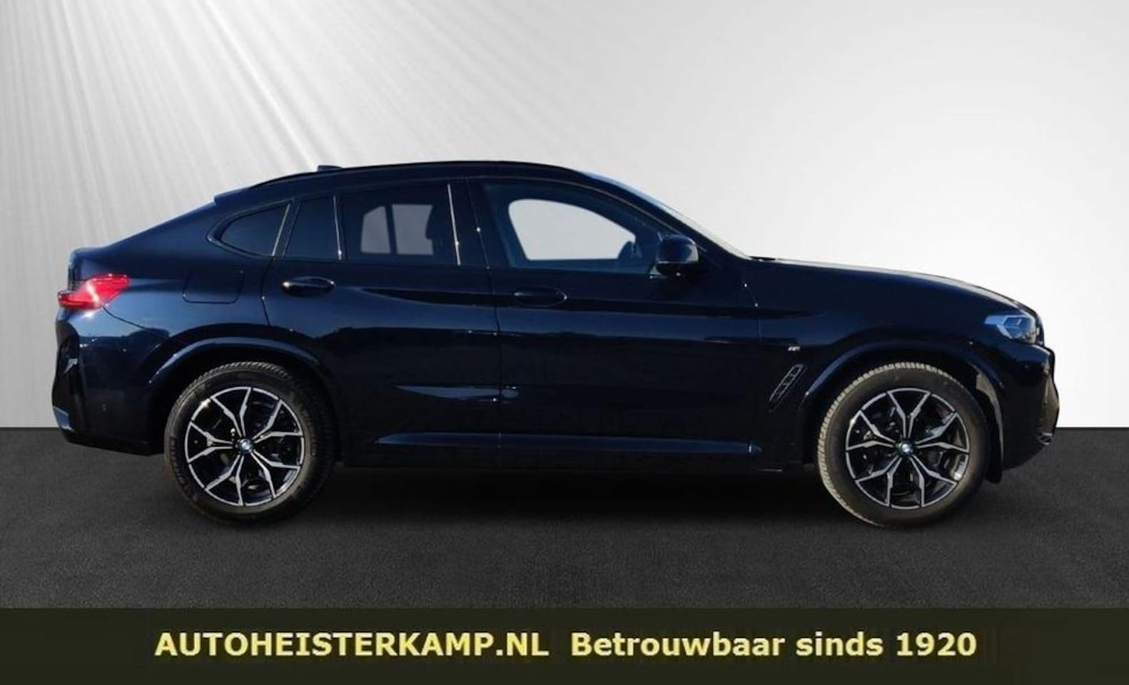 BMW X4 - xDrive30d M Sport 286 PK ACC Head-Up Live Cockpit Harman Kardon Sportstoelen - AutoWereld.nl
