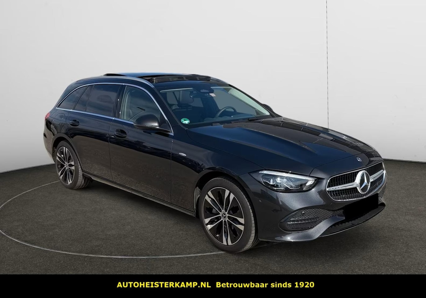 Mercedes-Benz C-klasse Estate - 300 de Plug-In Hybrid Avantgarde Panoramadak Distronic Trekhaak LED Memory Camera - AutoWereld.nl