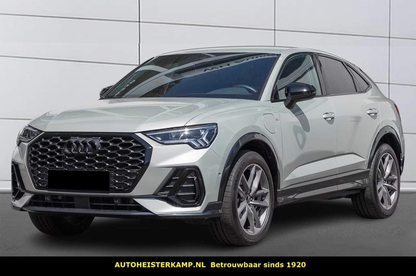 Audi Q3 Sportback - 45 TFSI e S Line Black Pack ACC LED Navi Camera Sportstoelen Stoelverwarming 19 Inch - AutoWereld.nl