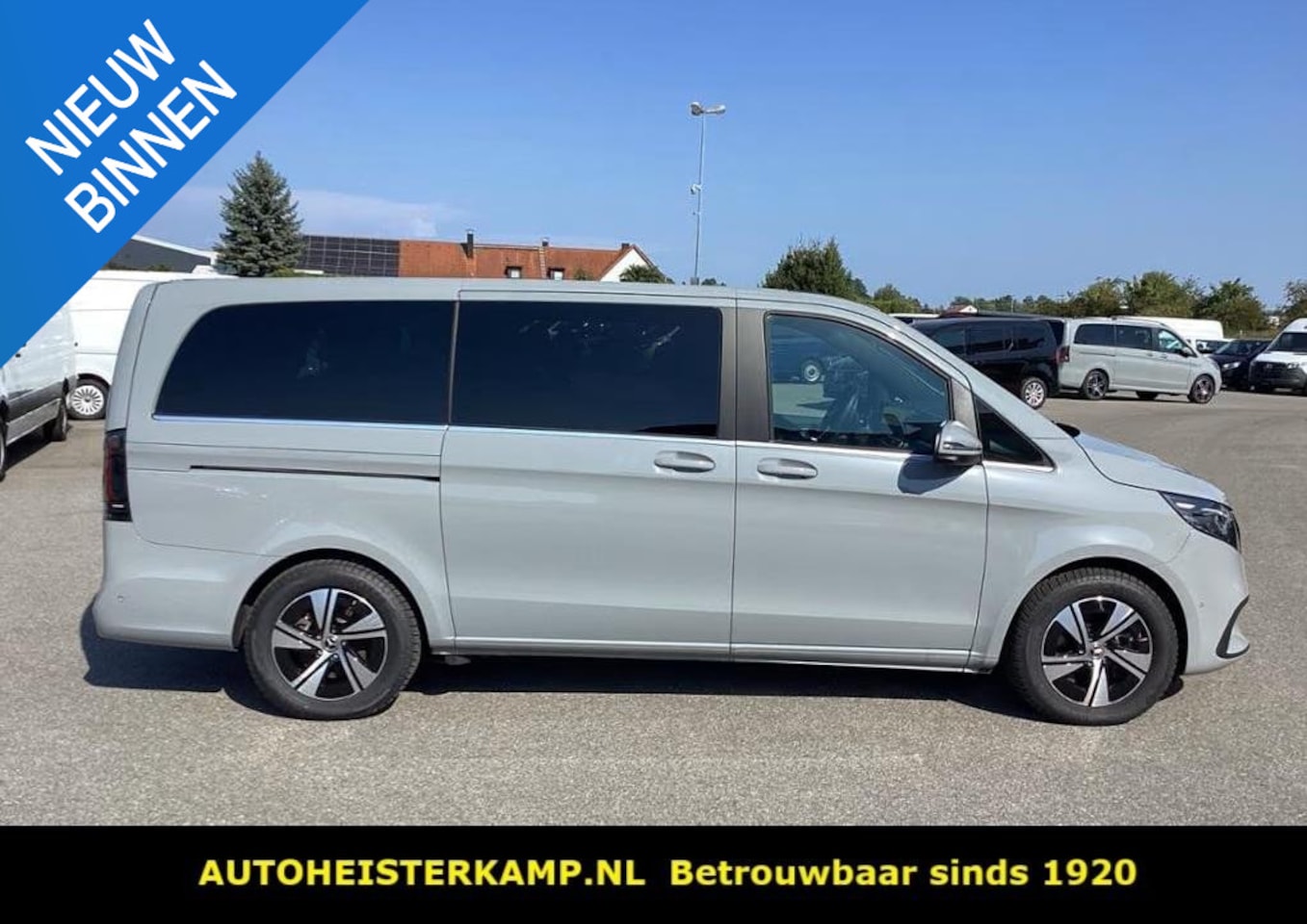 Mercedes-Benz EQV - 300 L2 90kWh Avantgarde 7-zitter 62.315 incl BTW Leder LED 2 EL. Schuifdeuren Distronic Bu - AutoWereld.nl
