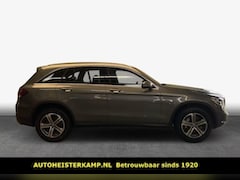 Mercedes-Benz GLC-klasse - 300de 4MATIC Diesel Hybride LED Trekhaak Camera Stoelverwarming AMG Line Interieur