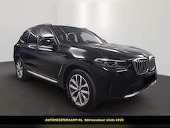 BMW X3 - xDrive30d 286 PK Panoramadak Trekhaak 19 Inch Sportstoelen Stoelverwarming Live Cockpit